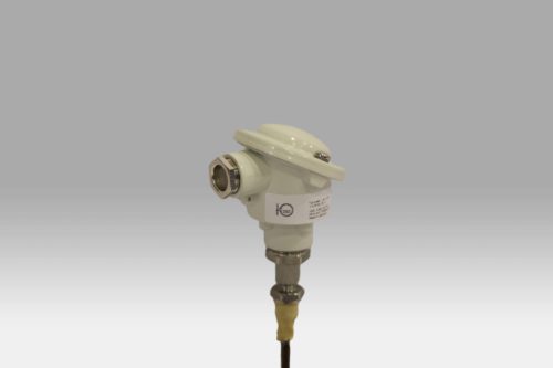Head of pipe immersion temperature sensor
